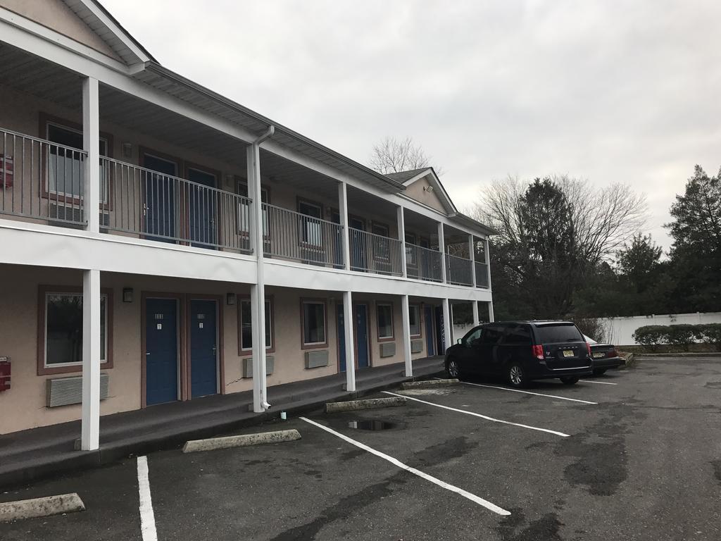 Mayfair Motel Cross Keys Exterior photo